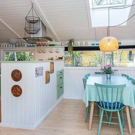 5 Person In Holiday home *