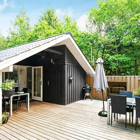 4 Star Holiday Home In Ansager *